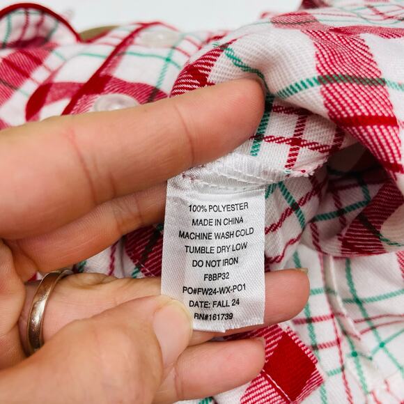 NWT Little English Size 18M Holiday Plaid Classic Pajama Set - Picture 3 of 3